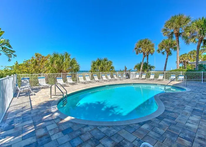 Wrap Around Oceanfront Holiday home
